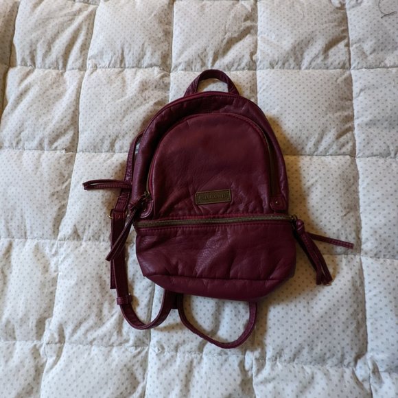 Wallflower Backpack - Picture 11 of 14